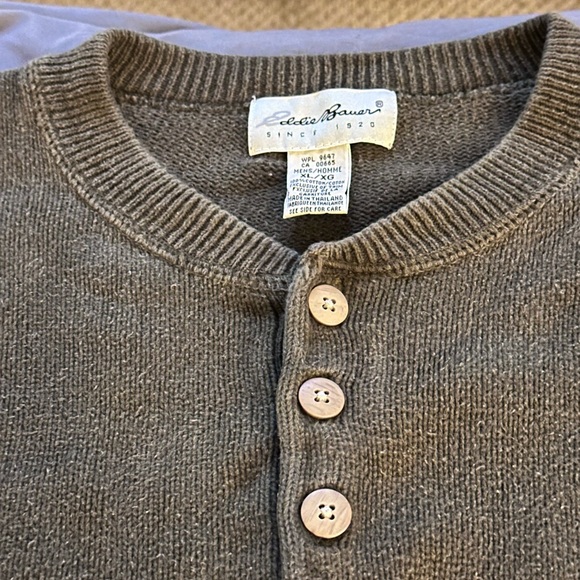 Eddie Bauer Men's Olive Crewneck Sweater - Picture 3 of 4